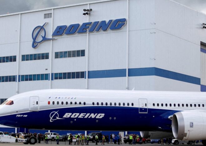 Boeing 2 binden fazla çalışanını işten çıkaracak