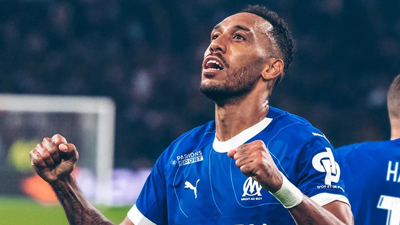 Corum fk ile adi anilan aubameyang deportivo ile anlasti J8XCQU8i